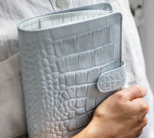 Load image into Gallery viewer, Filofax Classic Croc A5 Silver Mist