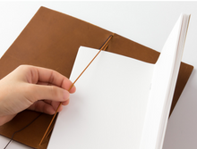 Load image into Gallery viewer, TRAVELER'S NOTEBOOK LEATHER JOURNAL - CAMEL