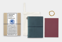 Load image into Gallery viewer, TRAVELER'S NOTEBOOK PASSPORT LEATHER JOURNAL - BLUE