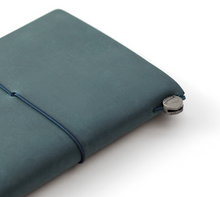 Load image into Gallery viewer, TRAVELER'S NOTEBOOK PASSPORT LEATHER JOURNAL - BLUE