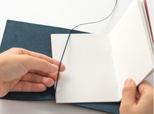 Load image into Gallery viewer, TRAVELER'S NOTEBOOK PASSPORT LEATHER JOURNAL - BLUE