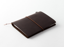 Load image into Gallery viewer, TRAVELER'S NOTEBOOK PASSPORT LEATHER JOURNAL - BROWN