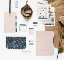 Load image into Gallery viewer, Filofax Garden Zipper Pouch
