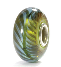 Load image into Gallery viewer, Trollbeads Blue-green Feather