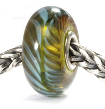 Load image into Gallery viewer, Trollbeads Blue-green Feather