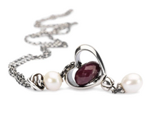 Load image into Gallery viewer, Trollbeads In Your Heart Pendant