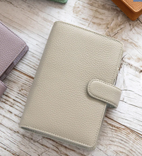 Load image into Gallery viewer, Filofax Norfolk Personal Taupe-no calendar