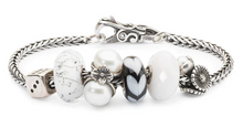 Load image into Gallery viewer, Trollbeads Daisy of April
