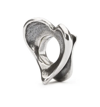 Load image into Gallery viewer, Trollbeads Budding Love Charm
