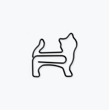 Load image into Gallery viewer, Midori D-clip Cat Paperclips
