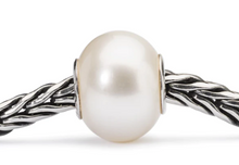 Load image into Gallery viewer, Trollbeads White Pearl

