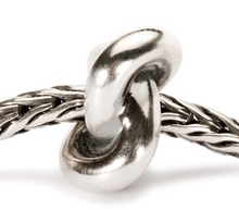Load image into Gallery viewer, Trollbeads Trefoil Knot
