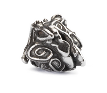 Load image into Gallery viewer, Trollbeads Babylonian Nymph
