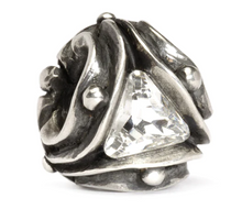 Load image into Gallery viewer, Trollbeads Crystal Triangles Pendant
