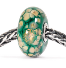 Load image into Gallery viewer, Trollbeads Green Flower Mosaic
