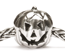 Load image into Gallery viewer, Trollbeads Scary Pumpkin
