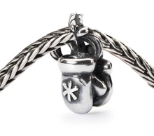 Load image into Gallery viewer, Trollbeads Mittens
