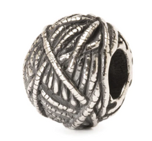 Load image into Gallery viewer, Trollbeads Ball of Yarn
