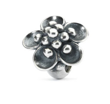 Load image into Gallery viewer, Trollbeads Water Lily Spacer
