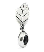 Load image into Gallery viewer, Trollbeads Leaf Spacer
