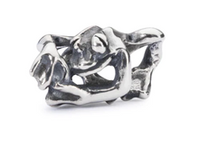 Load image into Gallery viewer, Trollbeads Climbing Frog
