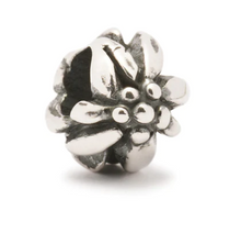 Load image into Gallery viewer, Trollbeads Mountain Flower
