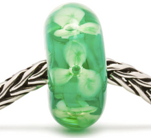 Load image into Gallery viewer, Trollbeads Forest Anemones
